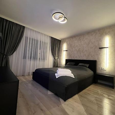 Impact Apartments Pitesti Exterior photo